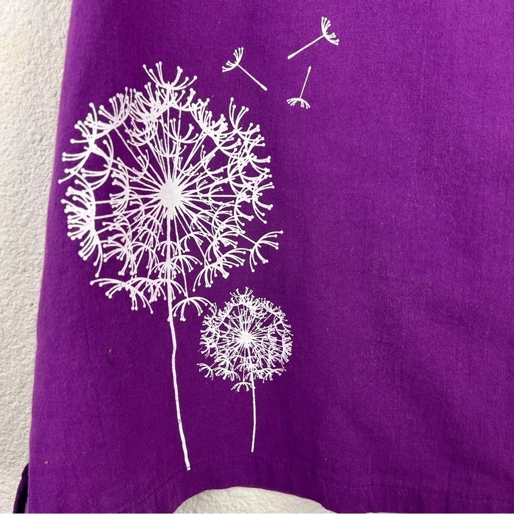 Purple Cotton/polyester pullover top with white dandelion-9 buttons - Picture 5 of 6